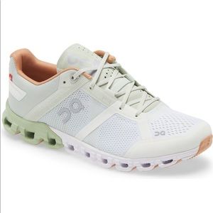 On CloudFlow Aloe/White Running Shoes
